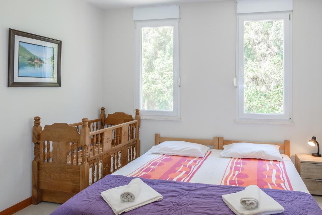 Apartments Riverside Herceg Novi Ngoại thất bức ảnh