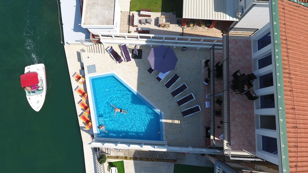 Apartments Riverside Herceg Novi Ngoại thất bức ảnh